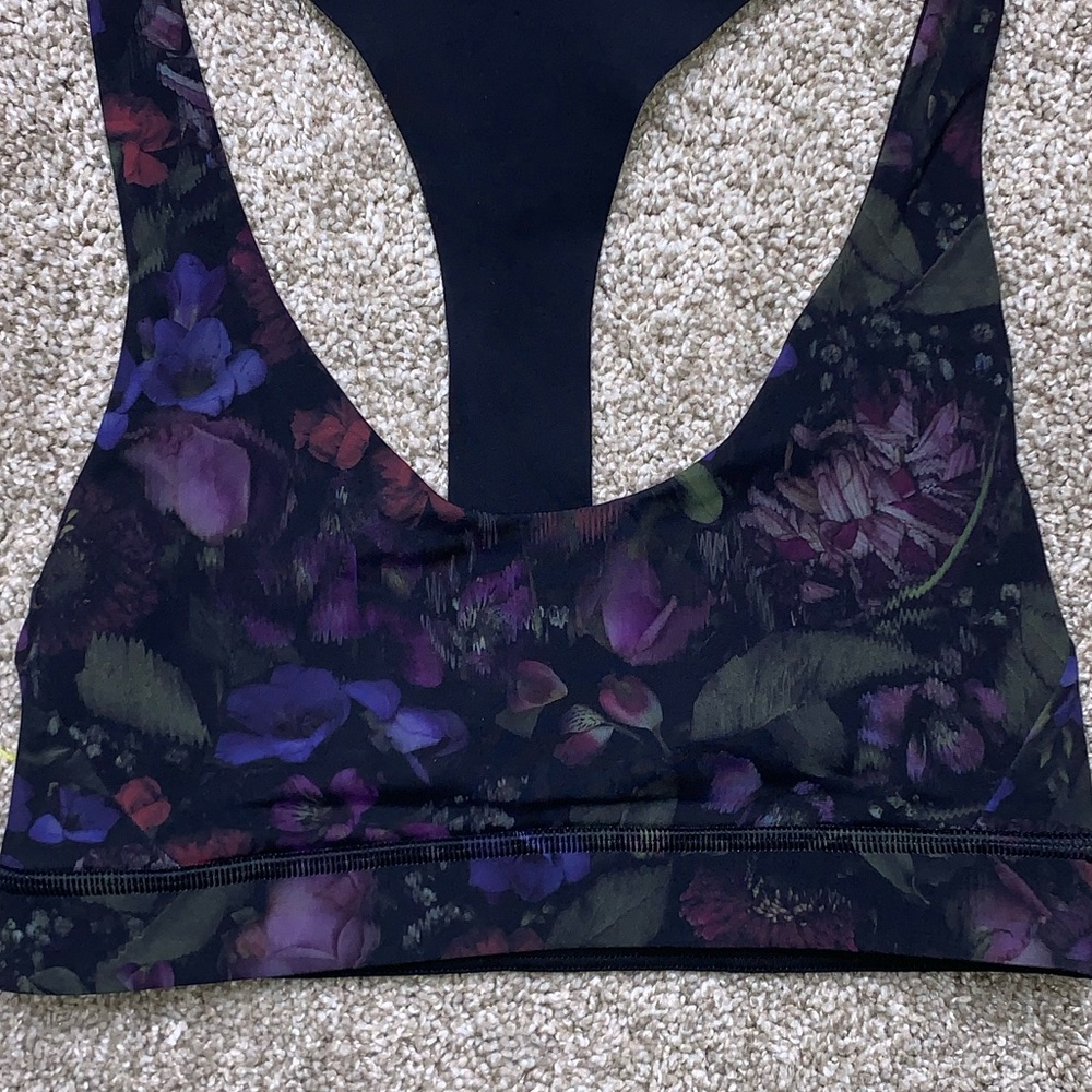 Lululemon Black Floral Seamless Sports Bra Size 2 - Picture 2 of 6